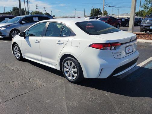 2021 Toyota Corolla LE
