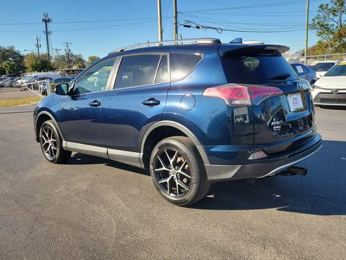 2018 Toyota RAV4 SE