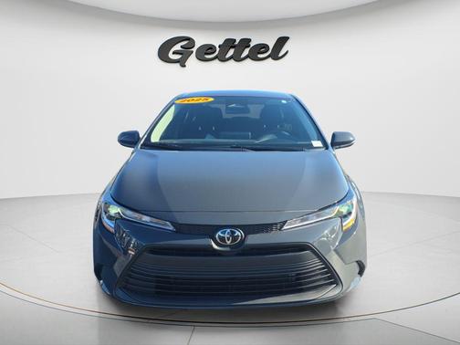 Underground 2025 Toyota Corolla LE