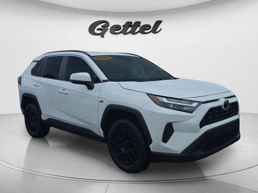 Ice Cap 2023 Toyota RAV4 XLE