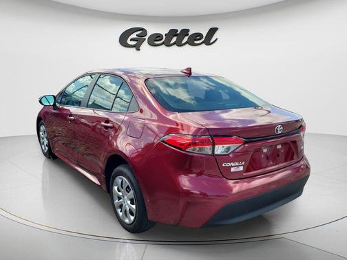 Ruby Flare Pearl 2025 Toyota Corolla LE