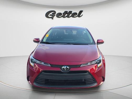 Ruby Flare Pearl 2025 Toyota Corolla LE