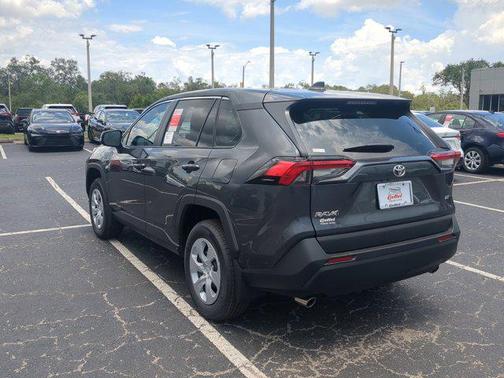 2025 Toyota RAV4 LE