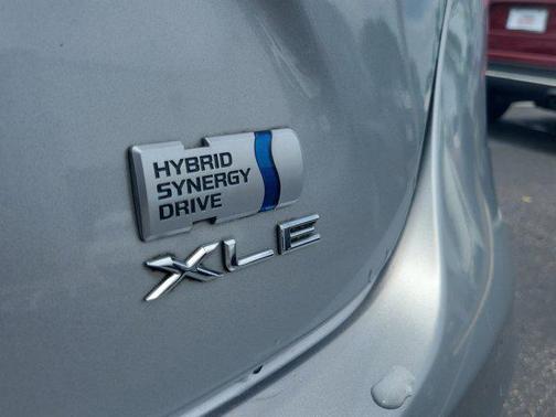 2018 Toyota Avalon Hybrid XLE Premium