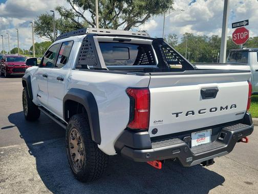 2025 Toyota Tacoma Hybrid Trailhunter