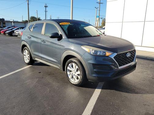 2019 Hyundai TUCSON SE