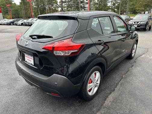 2020 Nissan Kicks S