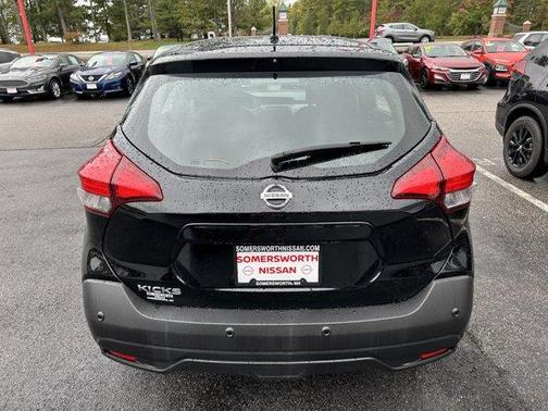 2020 Nissan Kicks S