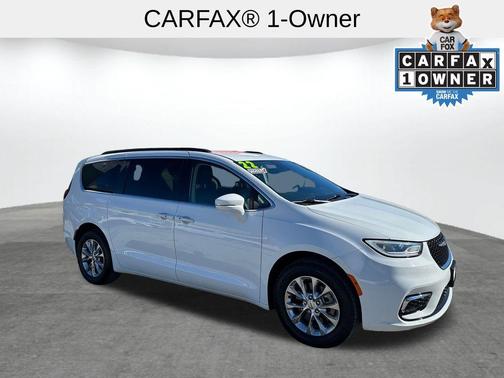 2022 Chrysler Pacifica Touring-L