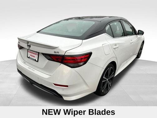 2022 Nissan Sentra SR