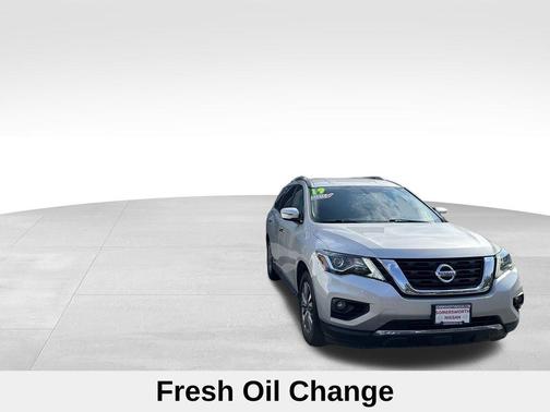 2019 Nissan Pathfinder SV