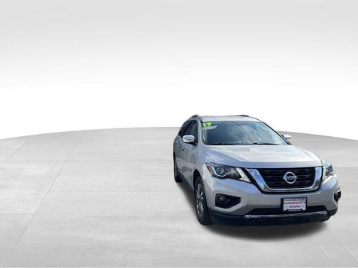 2019 Nissan Pathfinder SV