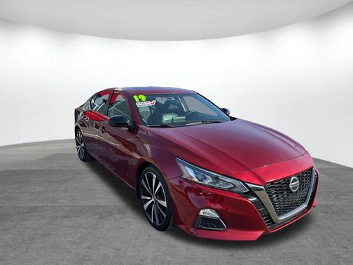 2019 Nissan Altima 2.0 SR