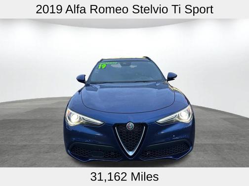 2019 Alfa Romeo Stelvio Ti Sport