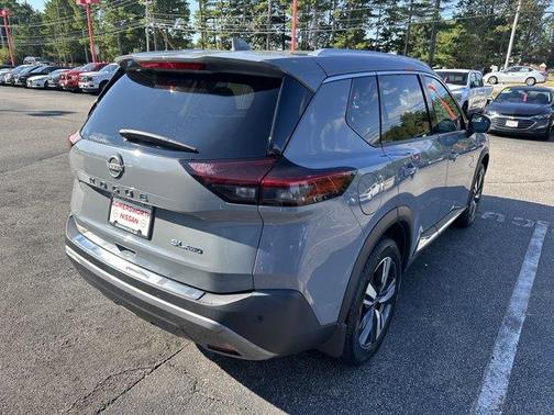 2022 Nissan Rogue SL