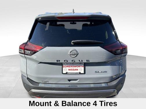 2022 Nissan Rogue SL