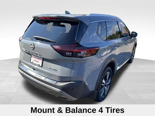 2022 Nissan Rogue SL