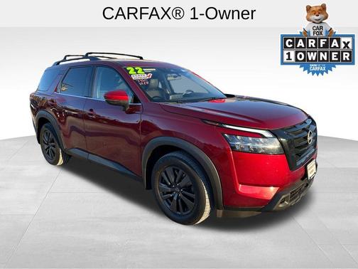 2022 Nissan Pathfinder SV