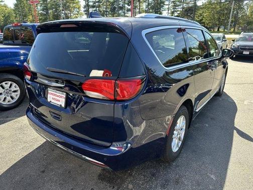 2020 Chrysler Pacifica Touring-L