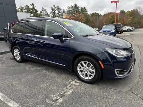 2020 Chrysler Pacifica Touring-L
