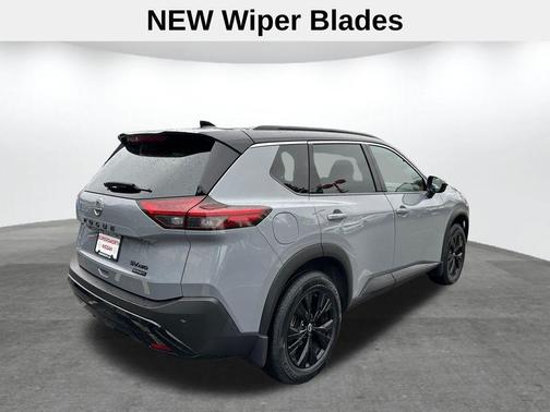2 Tone Gray / Black Roof 2023 Nissan Rogue SV