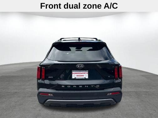 Ebony Black 2021 Kia Sorento S