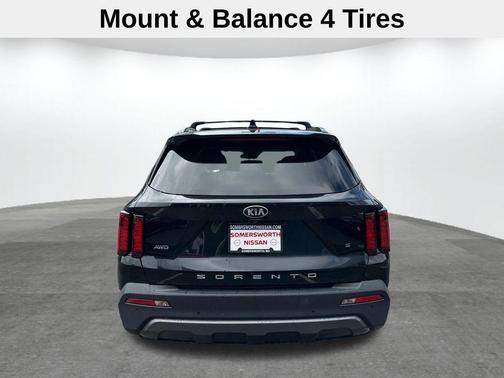 Ebony Black 2021 Kia Sorento S
