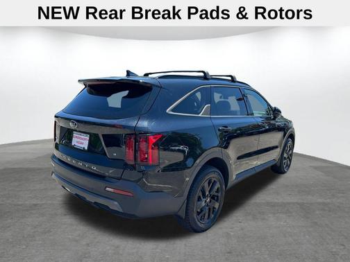 Ebony Black 2021 Kia Sorento S