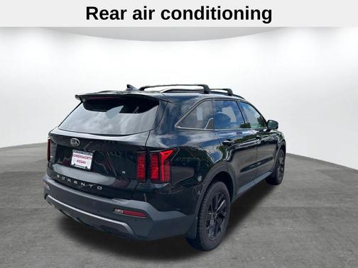 Ebony Black 2021 Kia Sorento S