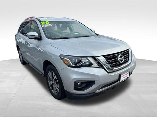 2020 Nissan Pathfinder SL
