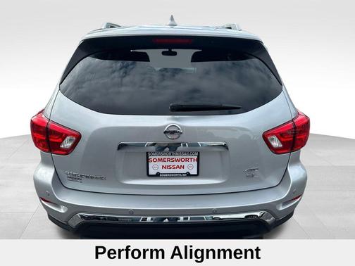 2020 Nissan Pathfinder SL