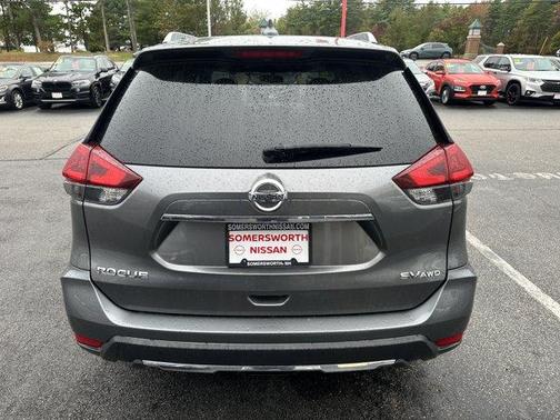 2018 Nissan Rogue SV