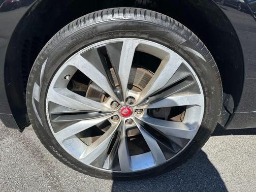 2018 Jaguar F-PACE 35t R-Sport