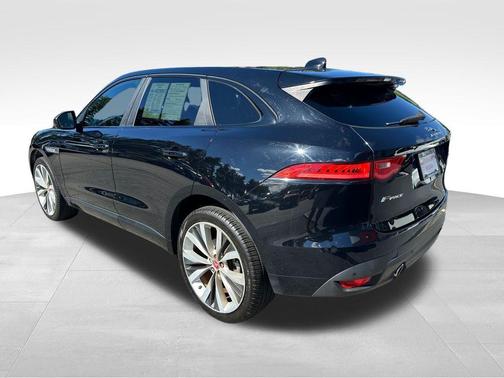 2018 Jaguar F-PACE 35t R-Sport
