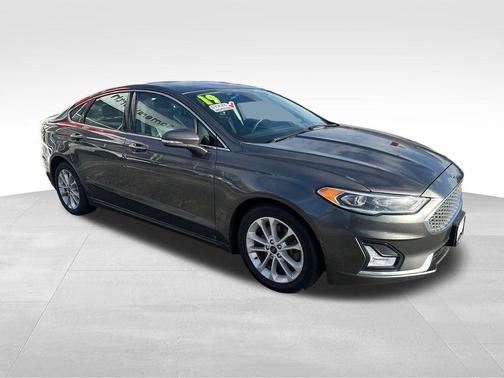 2019 Ford Fusion Energi Titanium