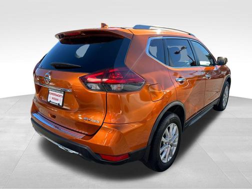 2018 Nissan Rogue SV