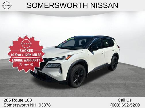 2 Tone White / Black Roof 2023 Nissan Rogue SV