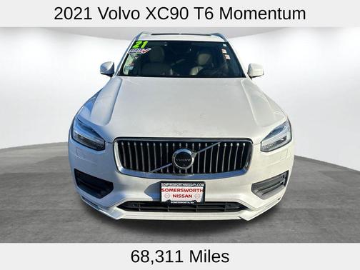 2021 Volvo XC90 T6 Momentum 7 Passenger