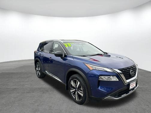 2 Tone Blue / Black 2023 Nissan Rogue SL