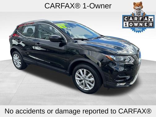 2022 Nissan Rogue Sport SV