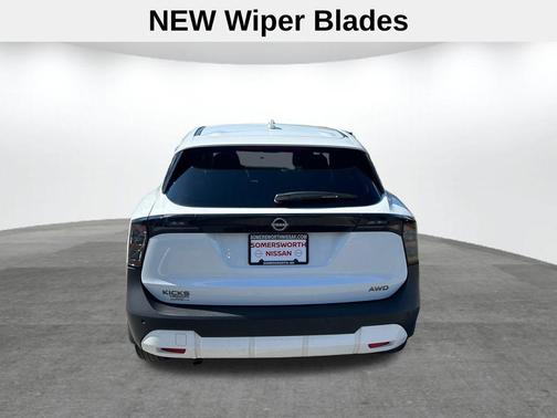 Fresh Powder 2025 Nissan Kicks SV