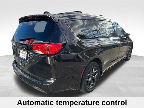 2019 Chrysler Pacifica Touring-L Plus