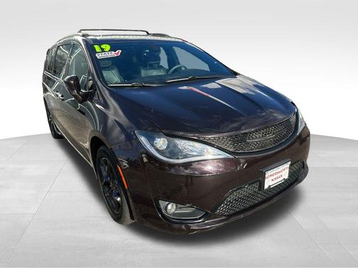 2019 Chrysler Pacifica Touring-L Plus