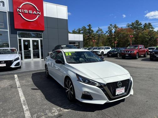 2022 Nissan Altima 2.5 SR