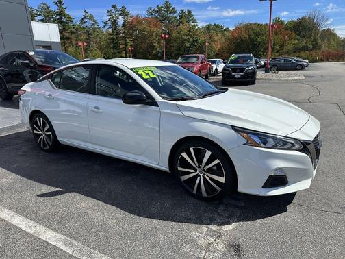 2022 Nissan Altima 2.5 SR