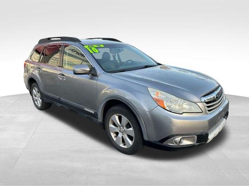 2010 Subaru Outback 2.5i
