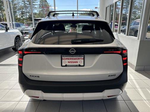 2026 Nissan Kicks SV