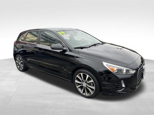 2019 Hyundai Elantra GT Base