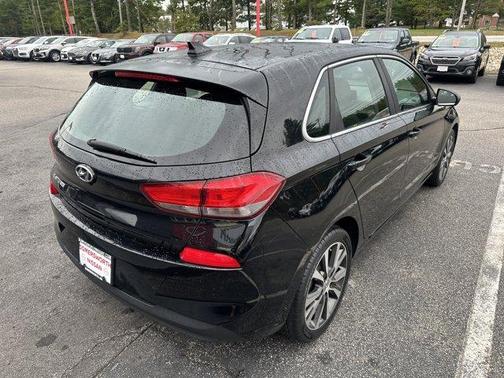 2019 Hyundai Elantra GT Base