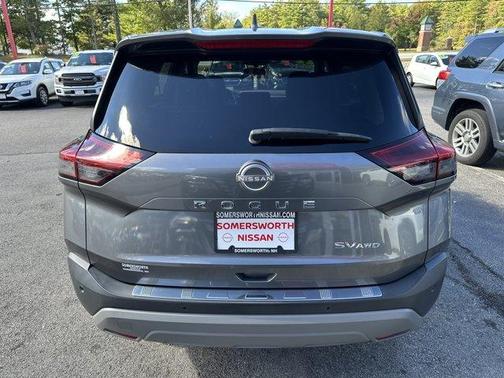 2022 Nissan Rogue SV
